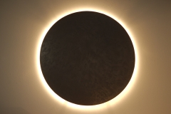aurinasartifact_wandleuchte_sonnenfinsternis