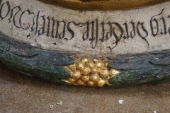 Restaurierung_totenschild_fassung-3