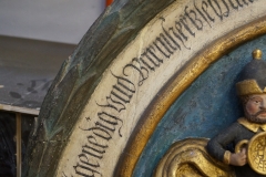 Restaurierung_totenschild_fassung-52